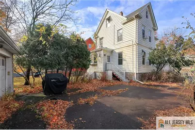 100 Lawrence Avenue, Highland Park, NJ 08904 - Photo 26