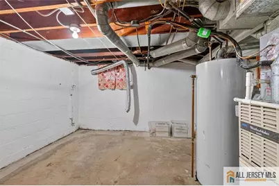 587 Ellis Place, Woodbridge Township, NJ 07095 - Photo 22