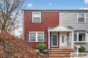 587 Ellis Pl, Woodbridge Township, NJ 07095 - Photo 2