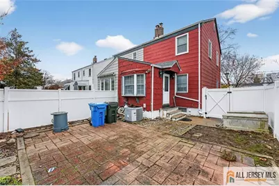 587 Ellis Place, Woodbridge Township, NJ 07095 - Photo 24