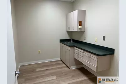 222 Easton Avenue #B, New Brunswick, NJ 08901 - Photo 4