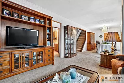 84 S Inman Avenue, Avenel, NJ 07001 - Photo 2