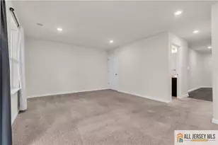 504 E International Rd, Monroe Township, NJ 08831 - Photo 6