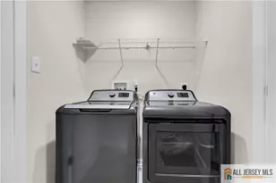 504 E International Rd, Monroe Township, NJ 08831 - Photo 22