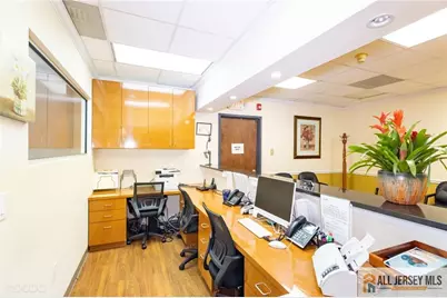 2 State Route 27 Highway #100, Edison, NJ 08820 - Photo 12