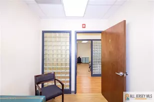 2 State Route 27 Hwy, Edison, NJ 08820 - Photo 32