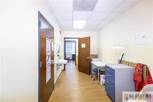 2 State Route 27 Hwy, Edison, NJ 08820 - Photo 34