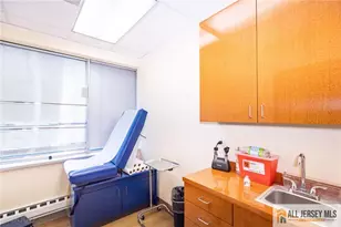 2 State Route 27 Hwy, Edison, NJ 08820 - Photo 36