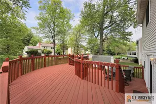 160 Buttonwood Dr, Piscataway Township, NJ 08854 - Photo 32