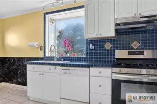 44 Shirley Blvd, Old Bridge Township, NJ 08857 - Photo 10