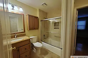 38 Rutland Ln, Monroe Township, NJ 08831 - Photo 14