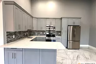 341 Wimbeldon Ct, North Brunswick Township, NJ 08902 - Photo 4