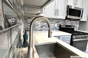 341 Wimbeldon Ct, North Brunswick Township, NJ 08902 - Photo 2