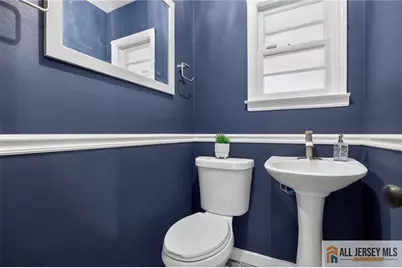 707 Warfield Road, North Plainfield, NJ 07063 - Photo 12