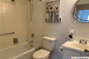 393 Newport Way, Monroe Township, NJ 08831 - Photo 6