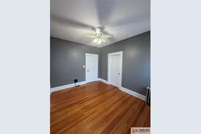 185 Linden #2 Avenue, Irvington, NJ 07111 - Photo 2