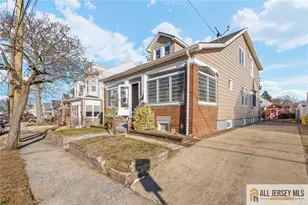 76 Andrew St, Hamilton Township, NJ 08610 - Photo 2