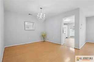 103 Berkshire Dr, South Brunswick Township, NJ 08540 - Photo 8