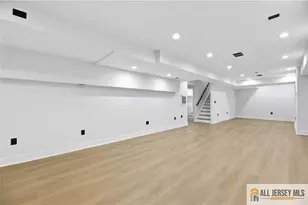 5 Hackett Dr, Edison, NJ 08820 - Photo 56