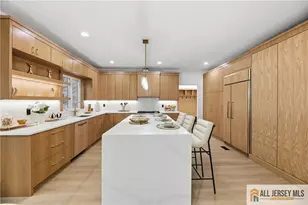 5 Hackett Dr, Edison, NJ 08820 - Photo 16