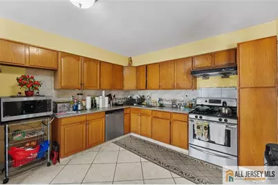 2605 Merrywood Drive, Edison, NJ 08817 - Photo 10