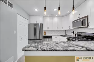 65 Pennsylvania Way, North Brunswick Township, NJ 08902 - Photo 12