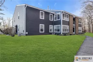 65 Pennsylvania Way, North Brunswick Township, NJ 08902 - Photo 2