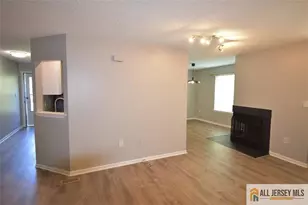 49 Farnham Square, Sayreville, NJ 08859 - Photo 20