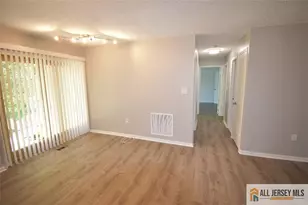 49 Farnham Square, Sayreville, NJ 08859 - Photo 8