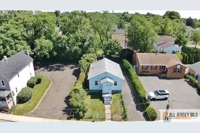 19 W Prospect Street, East Brunswick Township, NJ 08816 - Photo 2