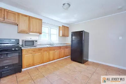 19 W Prospect Street, East Brunswick Township, NJ 08816 - Photo 8