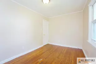 19 W Prospect St, East Brunswick Township, NJ 08816 - Photo 6