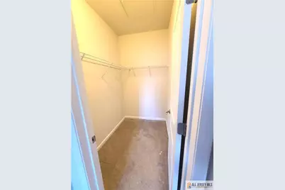 711 Greenland Square #711, Highland Park, NJ 08904 - Photo 28