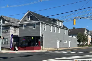 588 Livingston Ave, North Brunswick Township, NJ 08902 - Photo 1