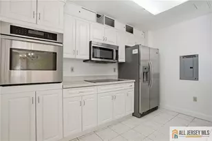 2216 Windrow Dr, Plainsboro Township, NJ 08540 - Photo 10