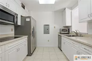 2216 Windrow Dr, Plainsboro Township, NJ 08540 - Photo 6