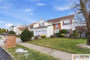 12 Madison Dr, Helmetta, NJ 08828 - Photo 8