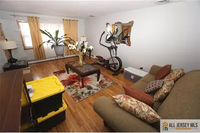 348 W Emerson Avenue, Rahway, NJ 08865 - Photo 4