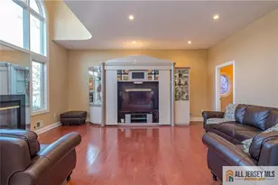 53 Princeton Ave, Colonia, NJ 07067 - Photo 18