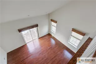 42 Gryphon Dr, Monroe Township, NJ 08831 - Photo 24