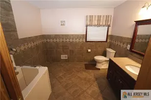 40 W Hill Rd, Colonia, NJ 07067 - Photo 36