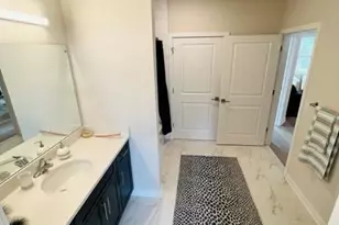 463 Old Post Rd, Edison, NJ 08817 - Photo 12