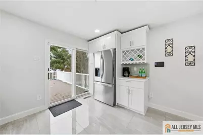 6 Wilton Avenue, Middlesex, NJ 08846 - Photo 8