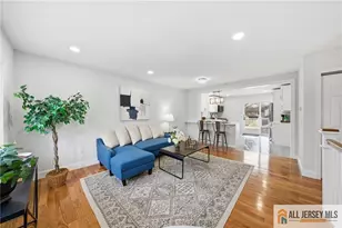 6 Wilton Ave, Middlesex, NJ 08846 - Photo 12