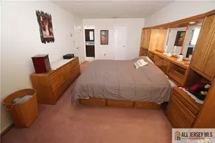 18 Cherbar Ct, Colonia, NJ 07067 - Photo 24