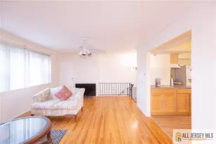187 Evergreen Rd, Edison, NJ 08820 - Photo 24