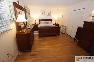 48 Lynnwood Rd, Edison, NJ 08820 - Photo 24