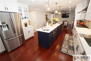48 Lynnwood Rd, Edison, NJ 08820 - Photo 18