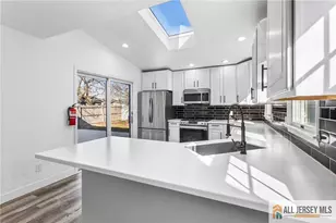 408 Fairview Ave, Middlesex, NJ 08846 - Photo 10