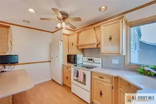 31 Marie Rd, Fords, NJ 08863 - Photo 14